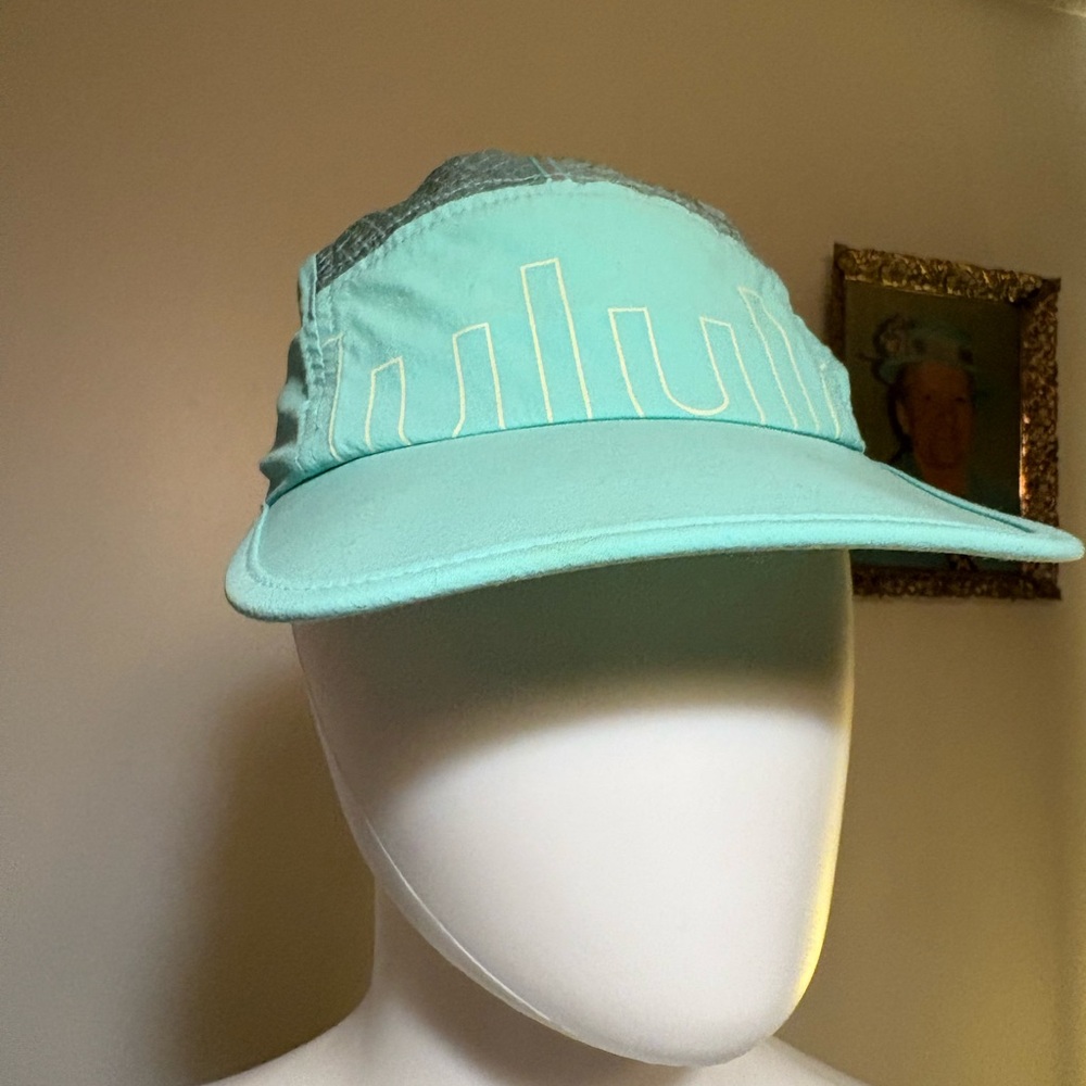 LULULEMON Mint Green Athletic Cap